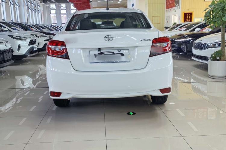 Used Toyota Vios 2022 1.5L 20th Anniversary Edition Exterior 4