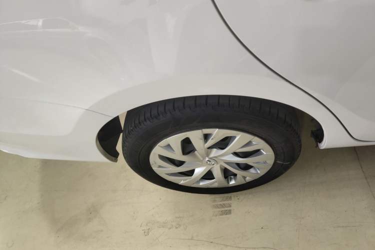 Used Toyota Vios 2022 1.5L 20th Anniversary Edition Exterior 5