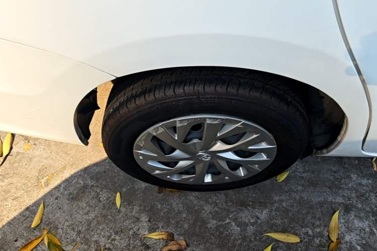 Used Toyota Vios 2022 1.5L 20th Anniversary Edition Exterior 5