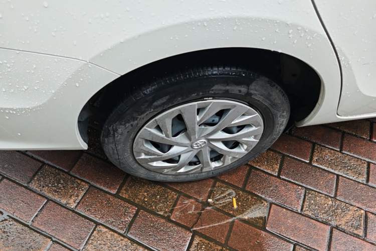 Used Toyota Vios 2022 1.5L 20th Anniversary Edition Exterior 5