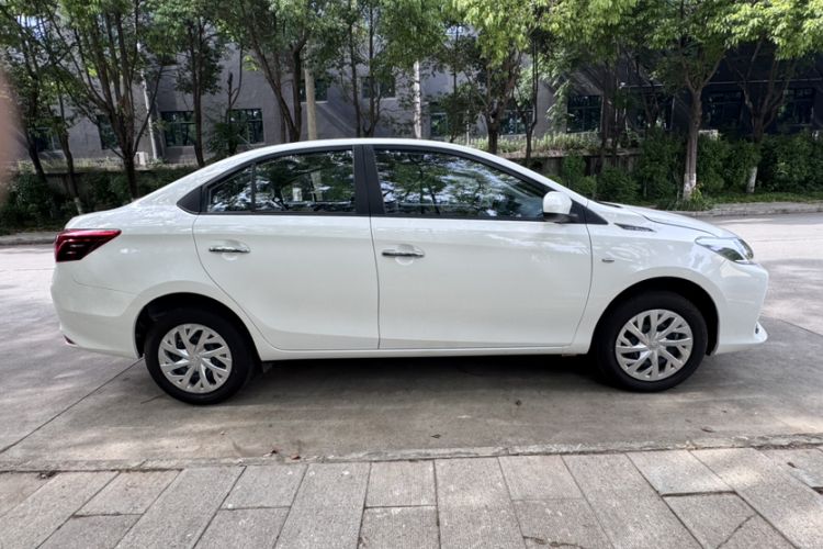 Used Toyota Vios 2022 1.5L 20th Anniversary Edition Exterior 5