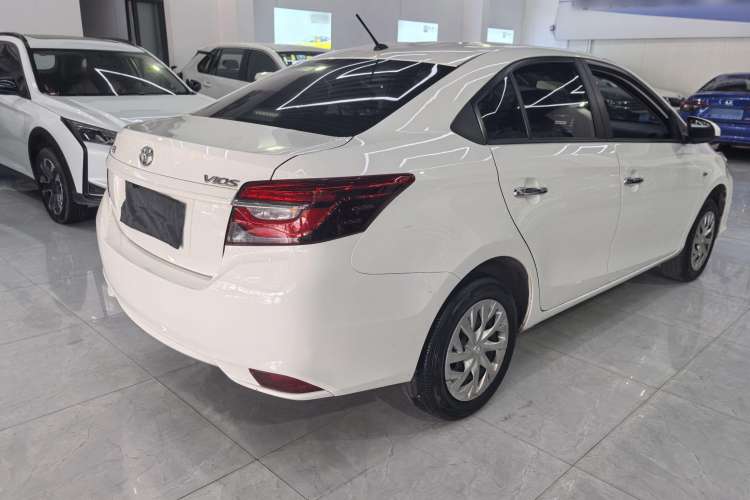 Used Toyota Vios 2022 1.5L 20th Anniversary Edition Exterior 5