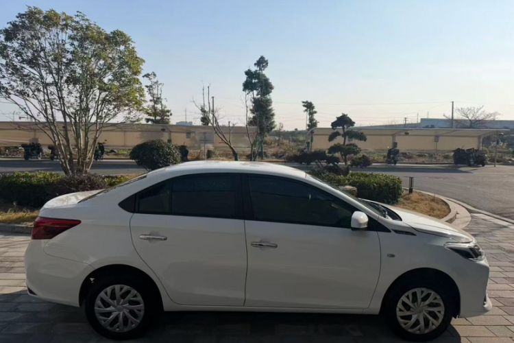 Used Toyota Vios 2022 1.5L 20th Anniversary Edition Exterior 9