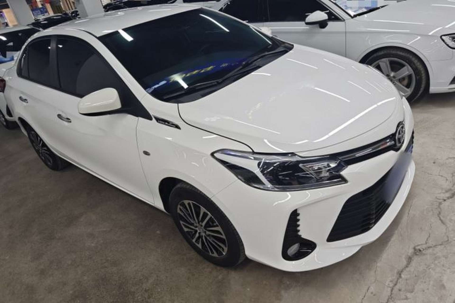 Used Toyota Vios 2022 1.5L 20th Anniversary Edition Front Right 45 Deg