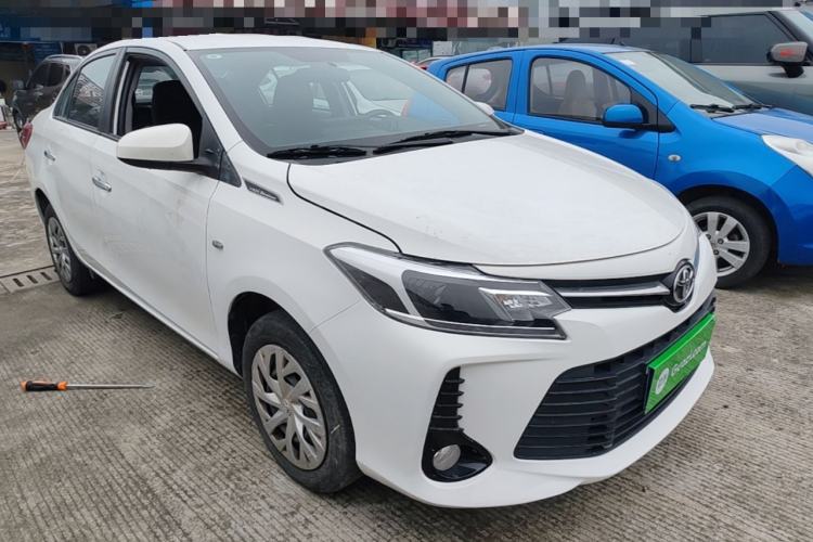 Used Toyota Vios 2022 1.5L 20th Anniversary Edition Front Right 45 Deg