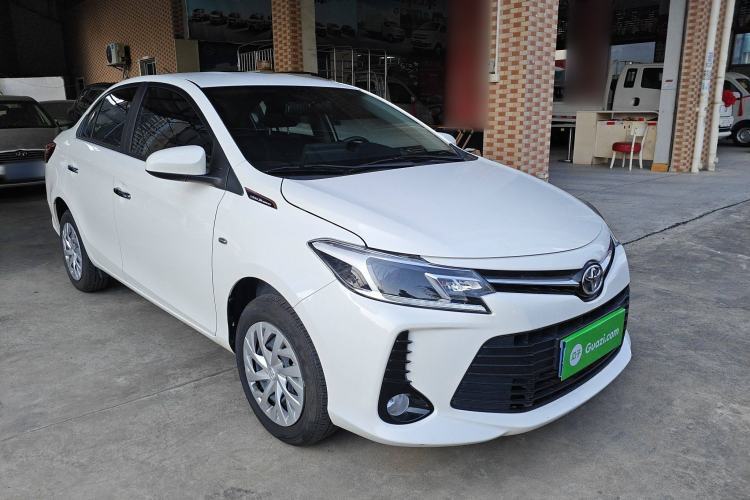 Used Toyota Vios 2022 1.5L 20th Anniversary Edition Front Right 45 Deg