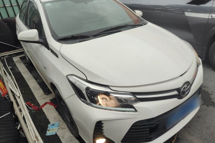 Used Toyota Vios 2022 1.5L 20th Anniversary Edition Front Right 45 Deg