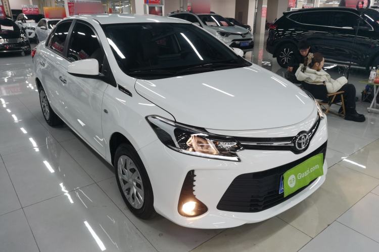 Used Toyota Vios 2022 1.5L 20th Anniversary Edition Front Right 45 Deg