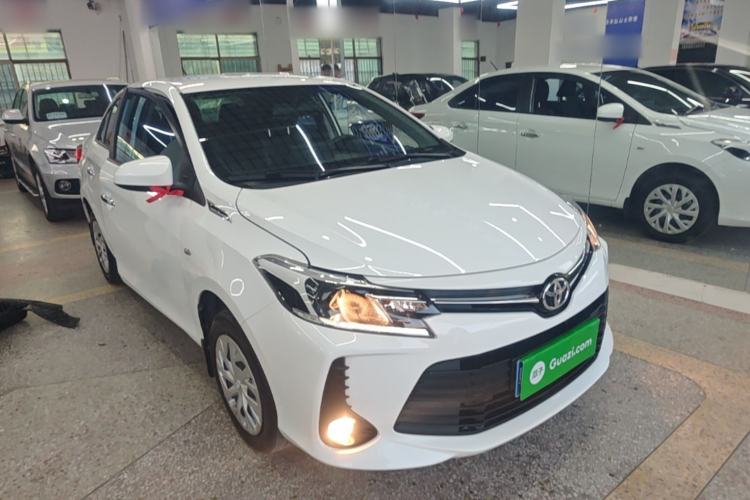 Used Toyota Vios 2022 1.5L 20th Anniversary Edition Front Right 45 Deg