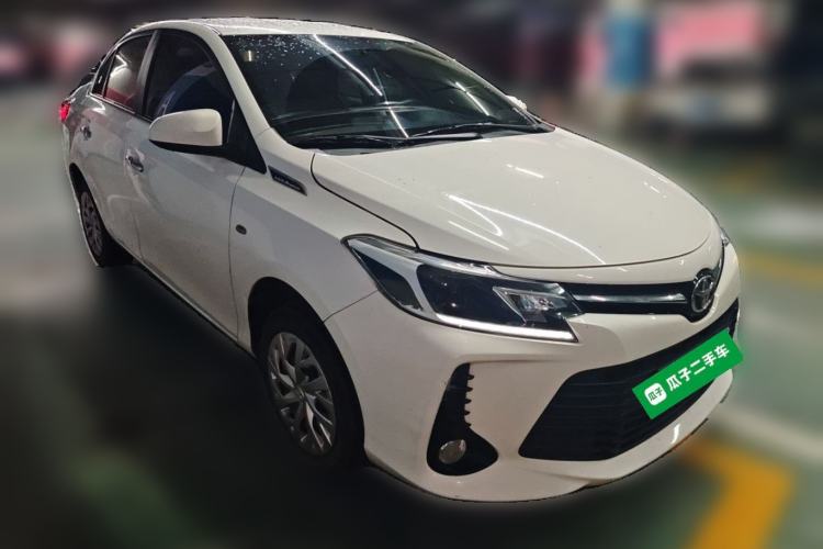 Used Toyota Vios 2022 1.5L 20th Anniversary Edition Front Right 45 Deg