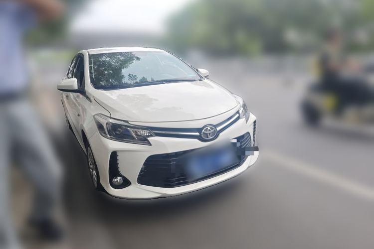 Used Toyota Vios 2022 1.5L 20th Anniversary Edition Front Right 45 Deg