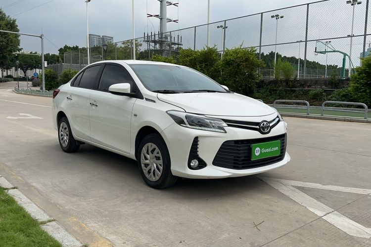 Used Toyota Vios 2022 1.5L 20th Anniversary Edition Front Right 45 Deg