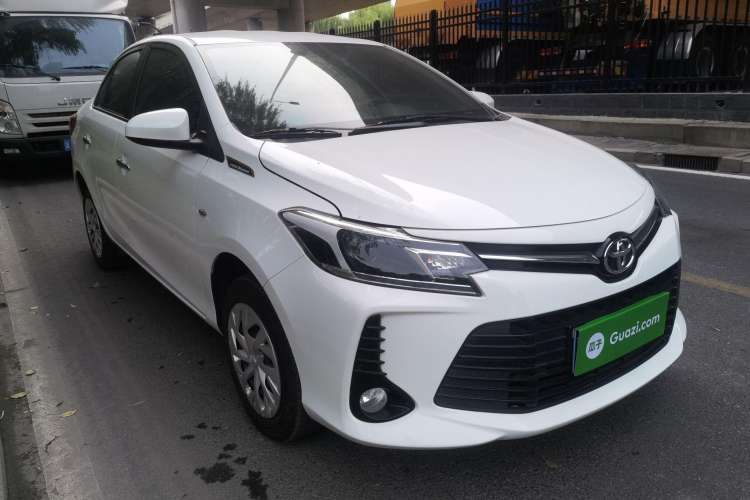 Used Toyota Vios 2022 1.5L 20th Anniversary Edition Front Right 45 Deg