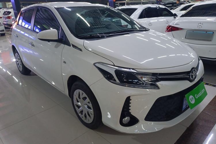 Used Toyota Vios 2022 1.5L 20th Anniversary Edition Front Right 45 Deg