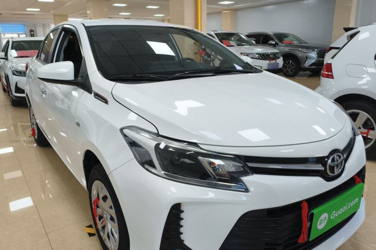 Used Toyota Vios 2022 1.5L 20th Anniversary Edition Front Right 45 Deg