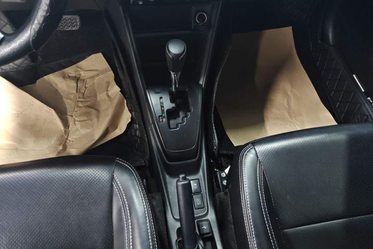 Used Toyota Vios 2022 1.5L 20th Anniversary Edition Gear Lever