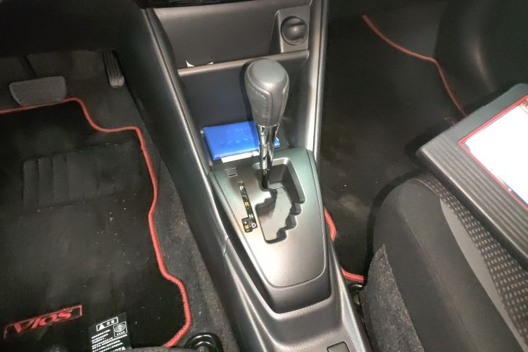 Used Toyota Vios 2022 1.5L 20th Anniversary Edition Gear Lever