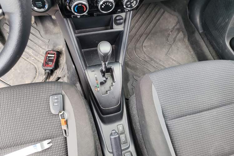 Used Toyota Vios 2022 1.5L 20th Anniversary Edition Gear Lever