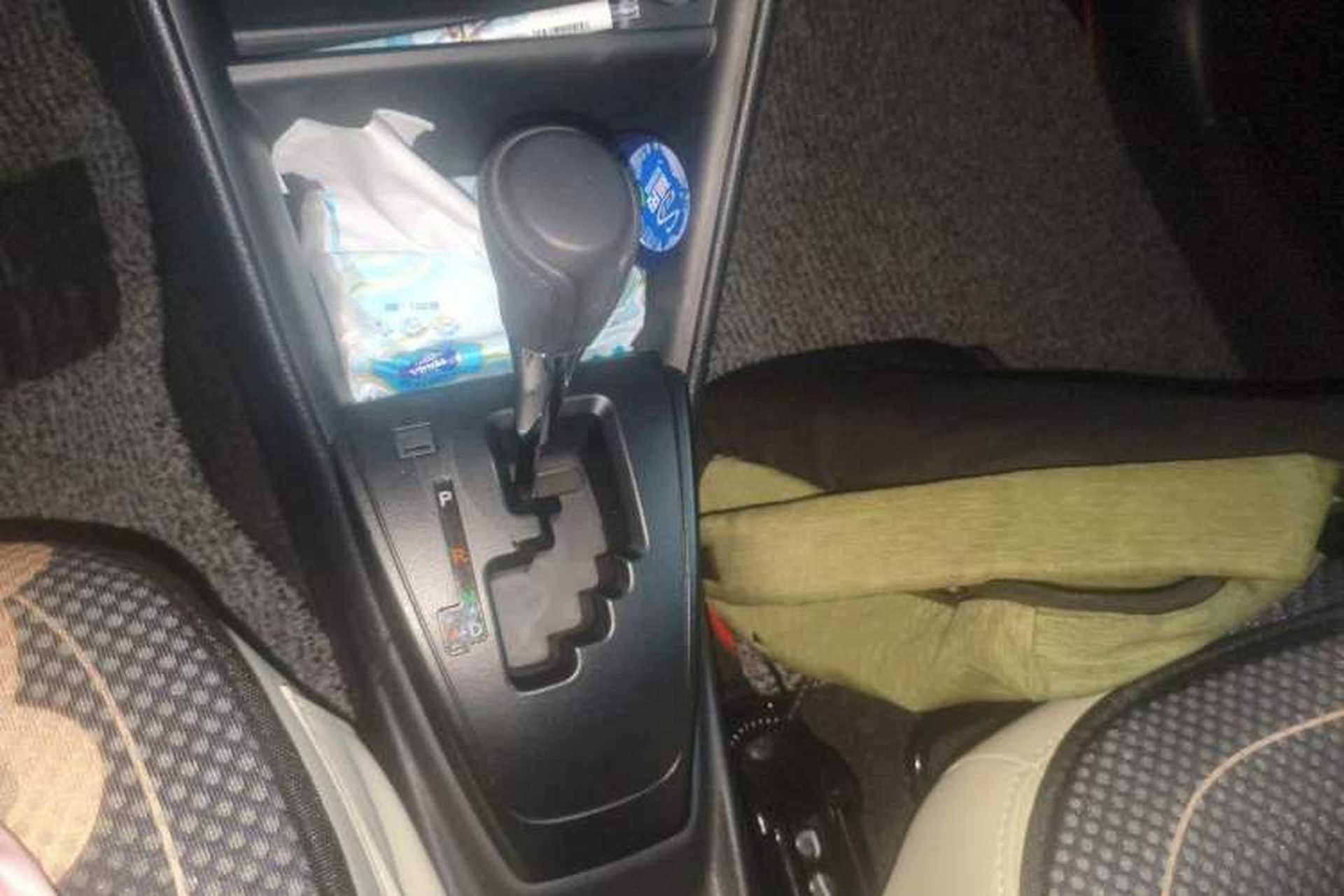 Used Toyota Vios 2022 1.5L 20th Anniversary Edition Gear Lever