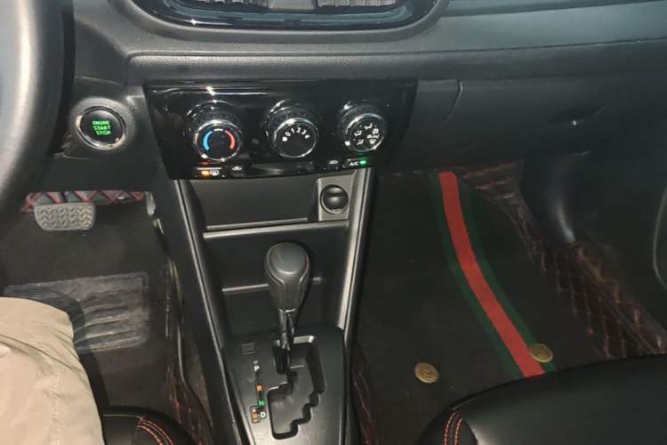Used Toyota Vios 2022 1.5L 20th Anniversary Edition Gear Lever