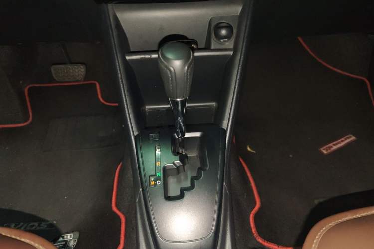 Used Toyota Vios 2022 1.5L 20th Anniversary Edition Gear Lever