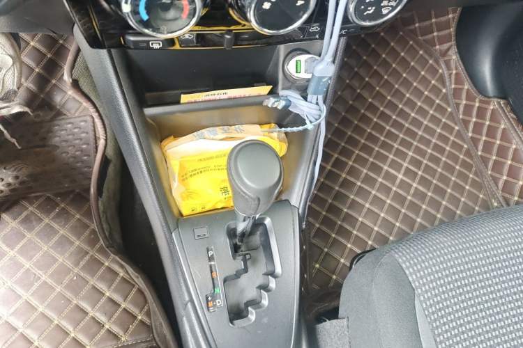 Used Toyota Vios 2022 1.5L 20th Anniversary Edition Gear Lever