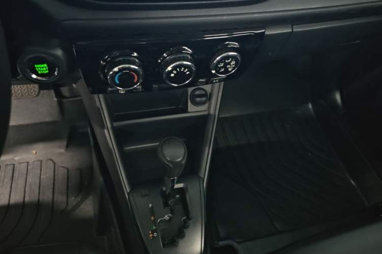 Used Toyota Vios 2022 1.5L 20th Anniversary Edition Gear Lever