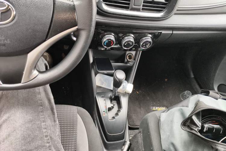 Used Toyota Vios 2022 1.5L 20th Anniversary Edition Gear Lever