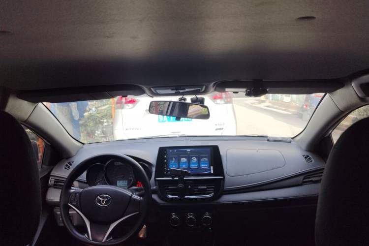 Used Toyota Vios 2022 1.5L CVT Active Drive CARE Edition Headliner