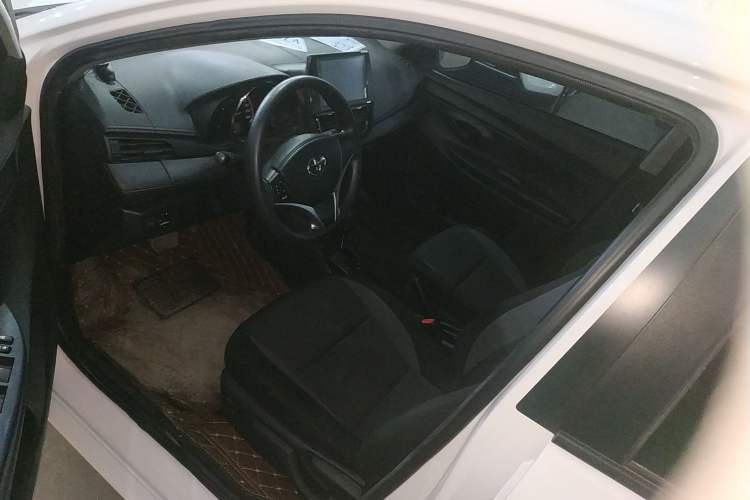 Used Toyota Vios 2022 1.5L 20th Anniversary Edition Interior 3