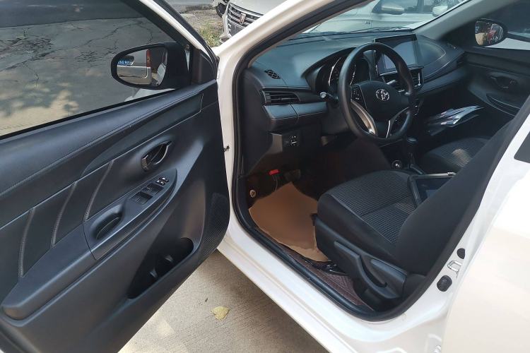 Used Toyota Vios 2022 1.5L 20th Anniversary Edition Interior 3