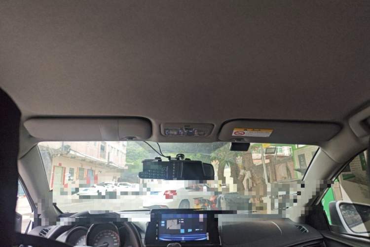 Used Toyota Vios 2022 1.5L 20th Anniversary Edition Interior 4
