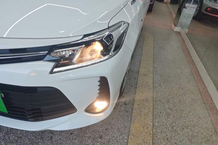 Used Toyota Vios 2022 1.5L 20th Anniversary Edition Left Front Headlight
