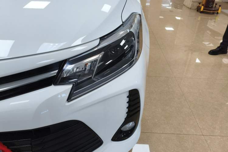Used Toyota Vios 2022 1.5L 20th Anniversary Edition Left Front Headlight