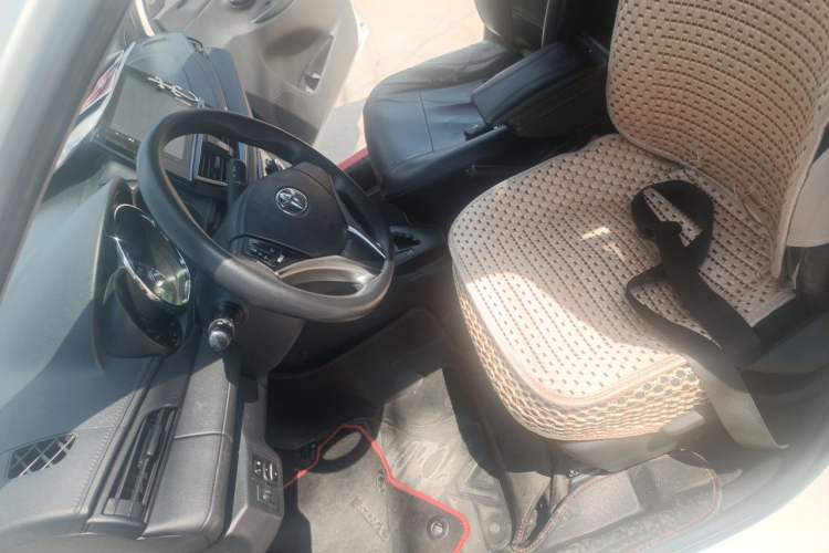 Used Toyota Vios 2022 1.5L 20th Anniversary Edition Left Front Seat