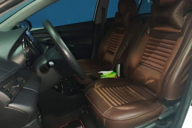 Used Toyota Vios 2022 1.5L 20th Anniversary Edition Left Front Seat