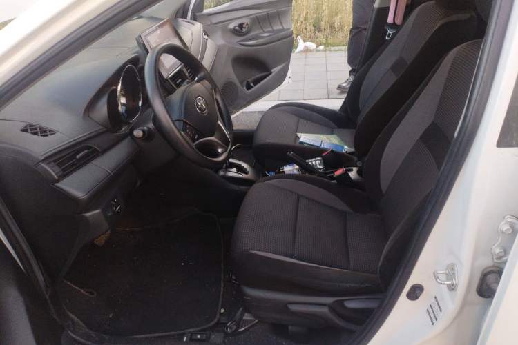Used Toyota Vios 2022 1.5L 20th Anniversary Edition Left Front Seat