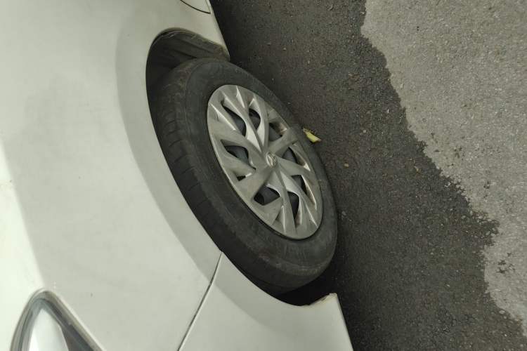 Used Toyota Vios 2022 1.5L 20th Anniversary Edition Left Front Wheel Hub