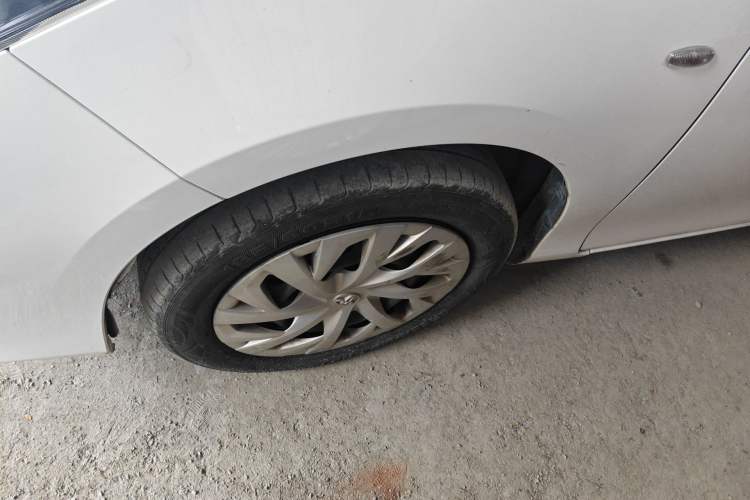 Used Toyota Vios 2022 1.5L 20th Anniversary Edition Left Front Wheel Hub