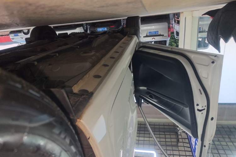Used Toyota Vios 2022 1.5L 20th Anniversary Edition Left Side Sill