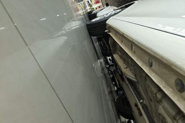 Used Toyota Vios 2022 1.5L CVT Active Drive CARE Edition Left Side Sill