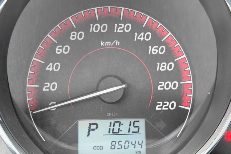 Used Toyota Vios 2022 1.5L 20th Anniversary Edition Odometer Close Up