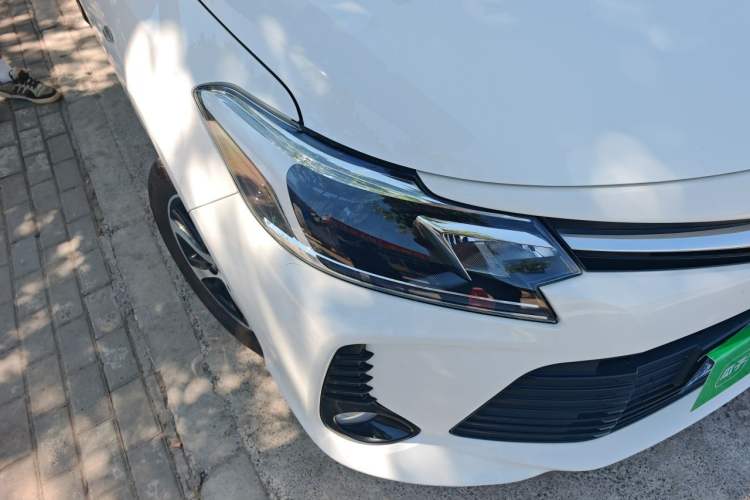 Used Toyota Vios 2022 1.5L 20th Anniversary Edition Right Front Headlight