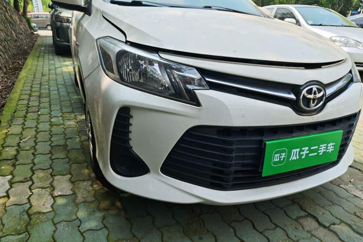 Used Toyota Vios 2022 1.5L CVT Active Drive CARE Edition Right Front Headlight