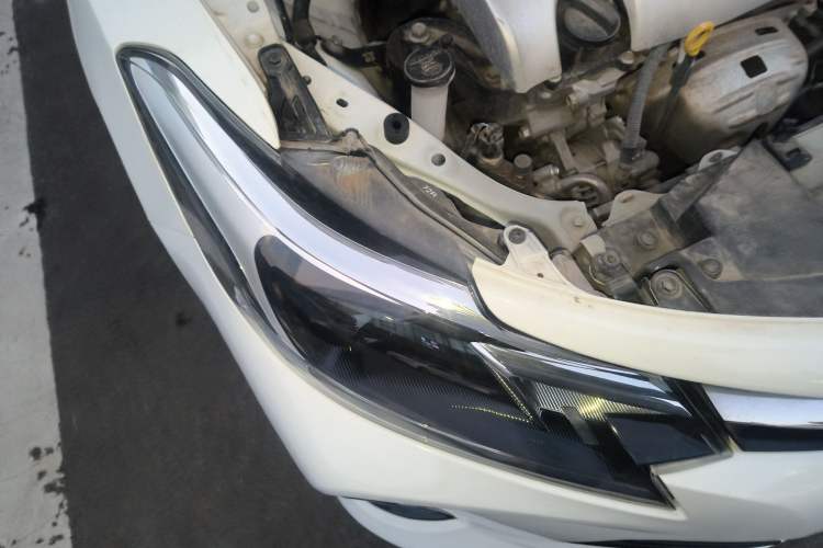Used Toyota Vios 2022 1.5L 20th Anniversary Edition Right Front Headlight