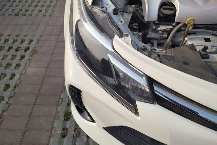 Used Toyota Vios 2022 1.5L 20th Anniversary Edition Right Front Headlight