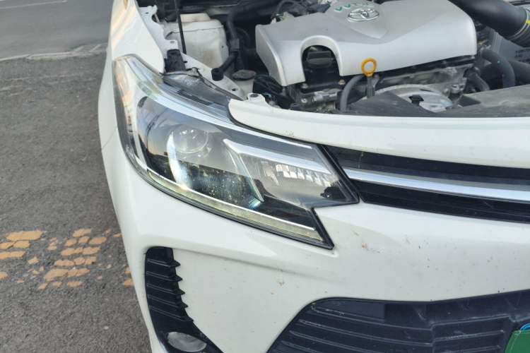 Used Toyota Vios 2022 1.5L 20th Anniversary Edition Right Front Headlight