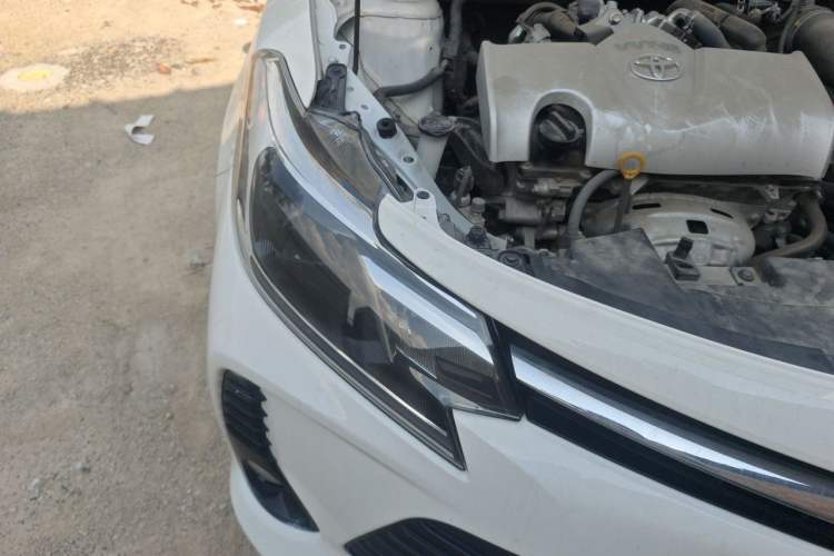 Used Toyota Vios 2022 1.5L 20th Anniversary Edition Right Front Headlight
