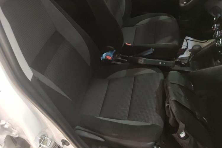 Used Toyota Vios 2022 1.5L 20th Anniversary Edition Right Front Seat