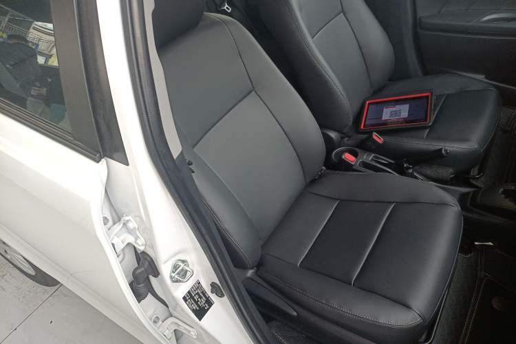 Used Toyota Vios 2022 1.5L 20th Anniversary Edition Right Front Seat